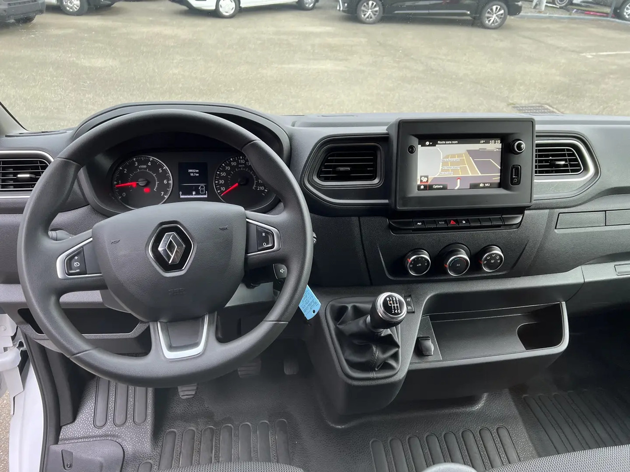 Renault Master F3300 L2H2 2.3 BLUE DCI 135CH GRAND CONFORT EURO6 - فان: صورة 4 Renault Master F3300 L2H2 2.3 BLUE DCI 135CH GRAND CONFORT EURO6 - فان: صورة 4