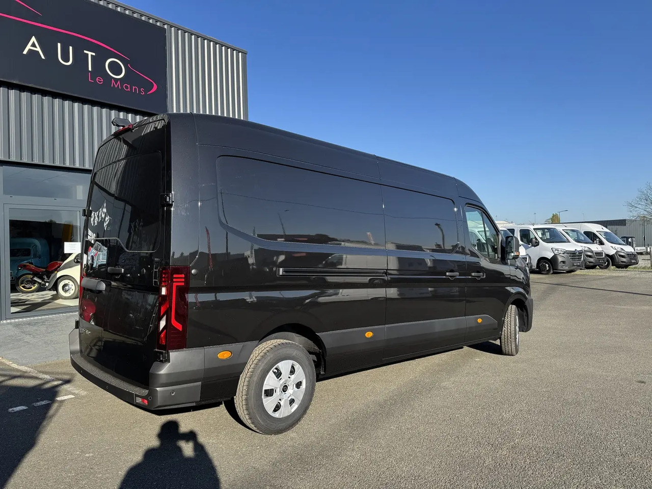 Renault Master F3500 L3H2 2.0 BLUE DCI 150CH EXTRA - فان: صورة 5 Renault Master F3500 L3H2 2.0 BLUE DCI 150CH EXTRA - فان: صورة 5