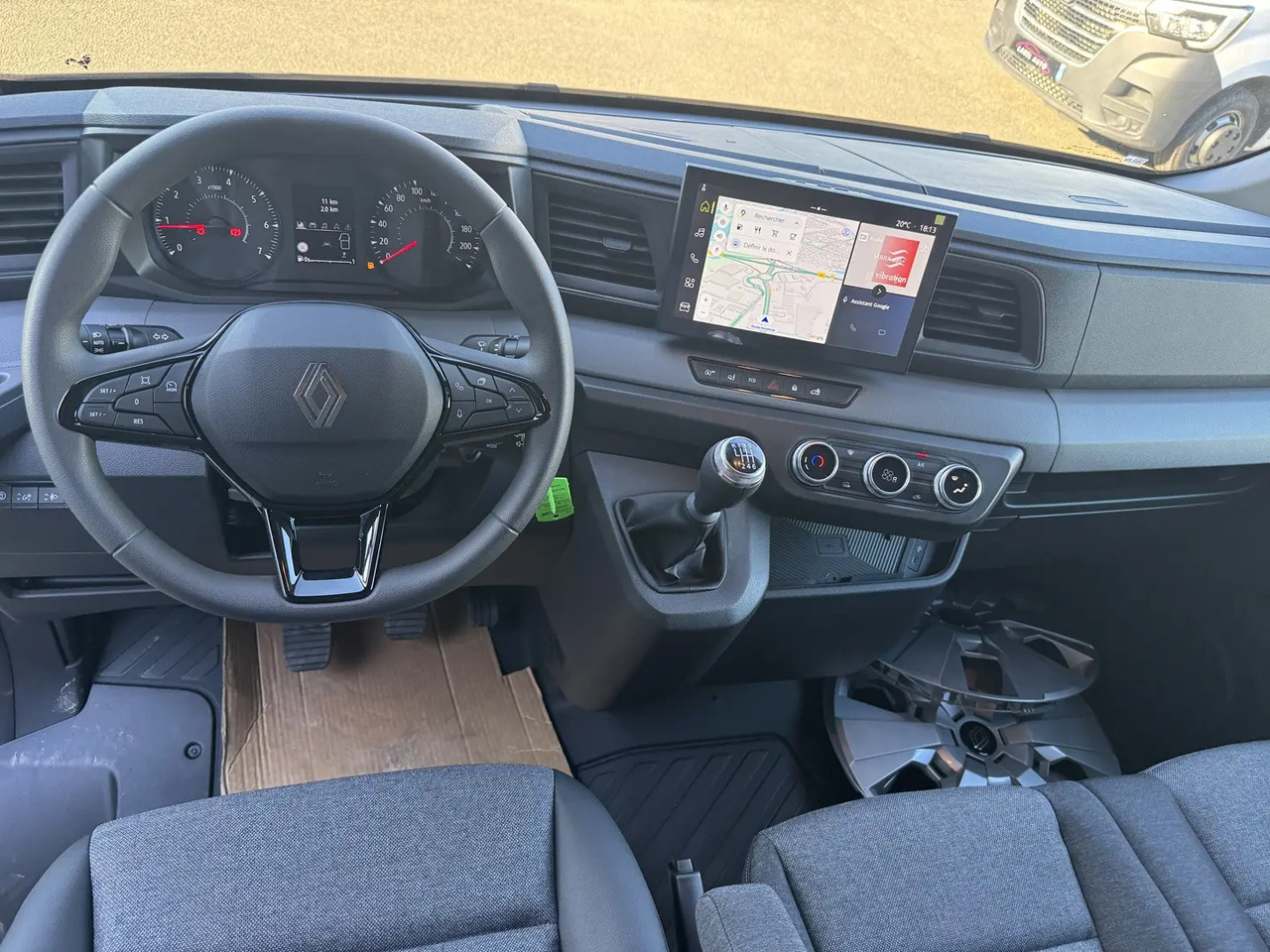 Renault Master F3500 L3H2 2.0 BLUE DCI 150CH EXTRA - فان: صورة 3 Renault Master F3500 L3H2 2.0 BLUE DCI 150CH EXTRA - فان: صورة 3