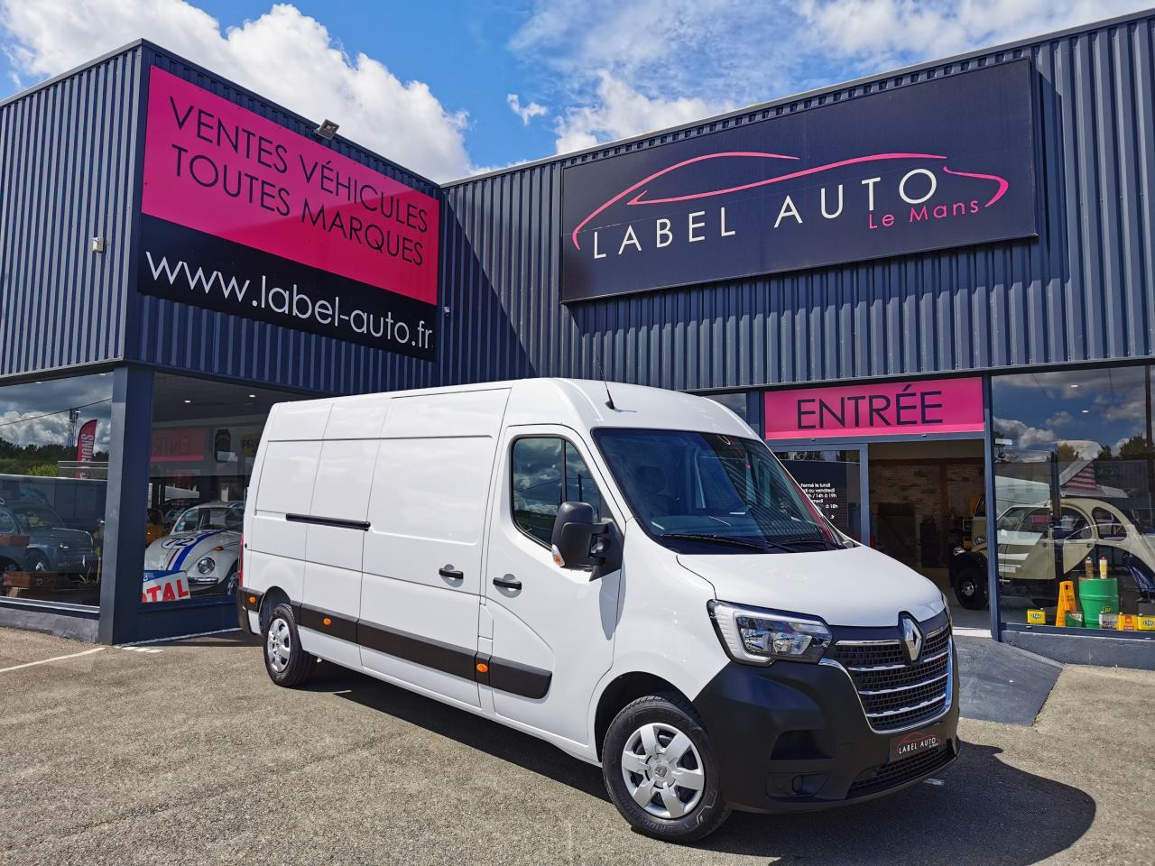 Renault Master Grand Confort F3500 L3H2 2.3 Energy dCi - 150 III FOURGON Fourgon L3H2 Traction PHASE 3 - فان: صورة 1 Renault Master Grand Confort F3500 L3H2 2.3 Energy dCi - 150 III FOURGON Fourgon L3H2 Traction PHASE 3 - فان: صورة 1