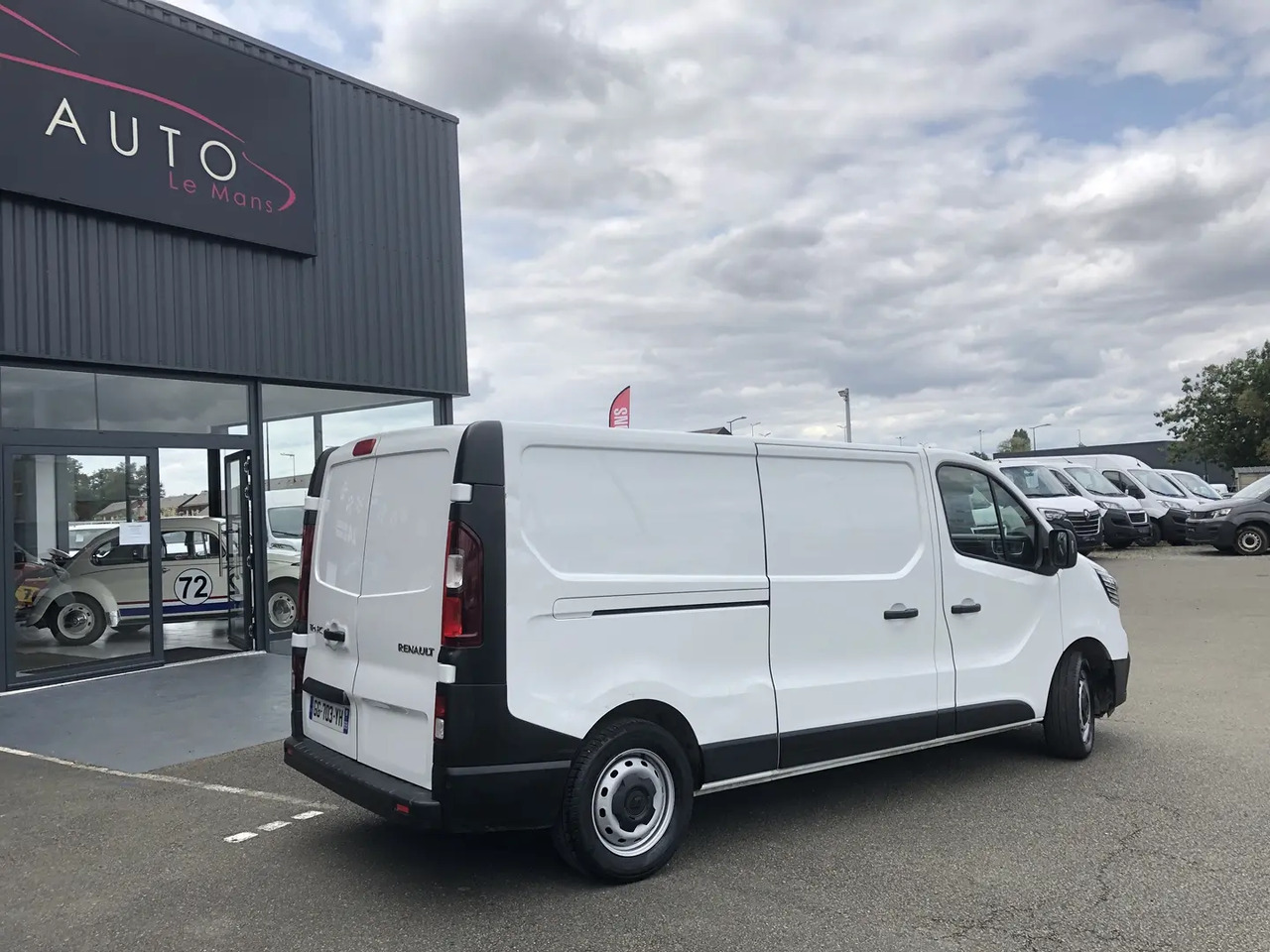 Renault Trafic L2H1 3T 2.0 BLUE DCI 130CH GRAND CONFORT - فان: صورة 5 Renault Trafic L2H1 3T 2.0 BLUE DCI 130CH GRAND CONFORT - فان: صورة 5