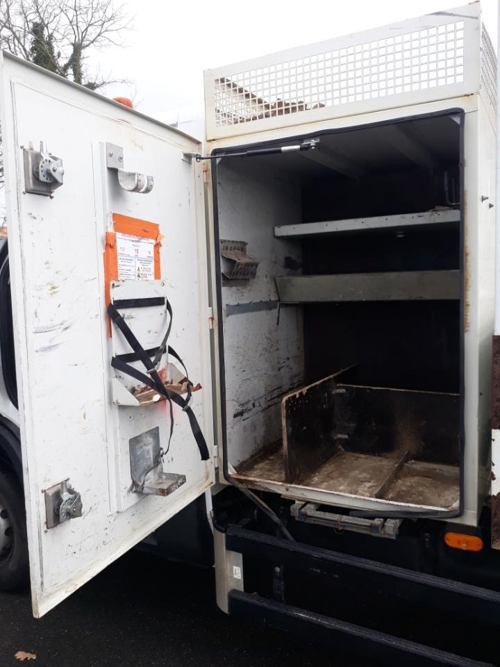 Iveco Daily 70C18 tribenne + coffre - شاحنة قلاب: صورة 5 Iveco Daily 70C18 tribenne + coffre - شاحنة قلاب: صورة 5
