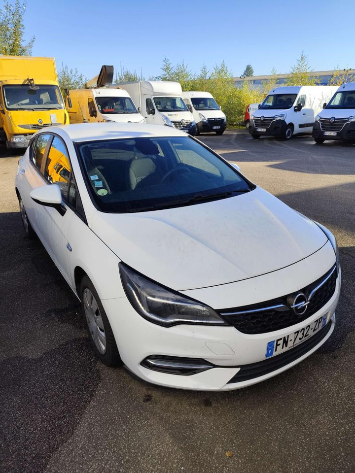 Opel Astra 1,5 Diesel 105 cv BVM6 5 places Edition business - سيارة: صورة 1 Opel Astra 1,5 Diesel 105 cv BVM6 5 places Edition business - سيارة: صورة 1