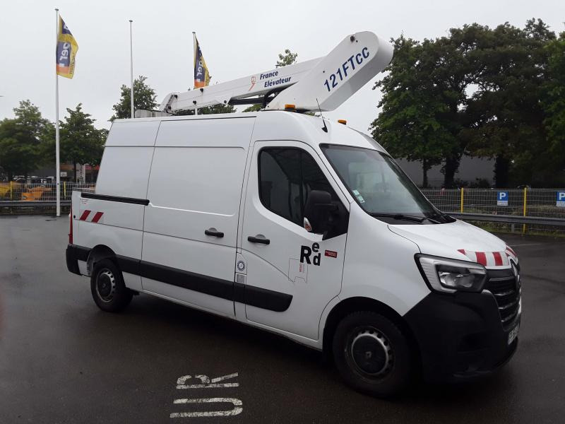 Renault Master 130 35 Fourgon nacelle - منصة تلسكوبية محمولة على شاحنة: صورة 1 Renault Master 130 35 Fourgon nacelle - منصة تلسكوبية محمولة على شاحنة: صورة 1