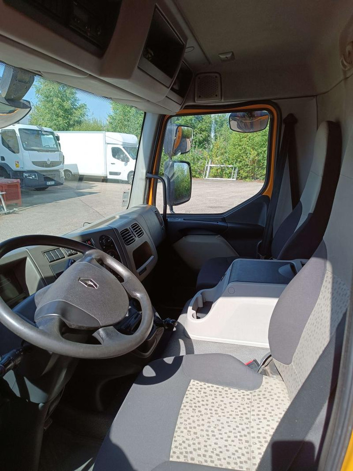 Renault Midlum 180.12 H Extra light Fourgon polyfond avec Hayon repliable - شاحنة مقفلة: صورة 3 Renault Midlum 180.12 H Extra light Fourgon polyfond avec Hayon repliable - شاحنة مقفلة: صورة 3