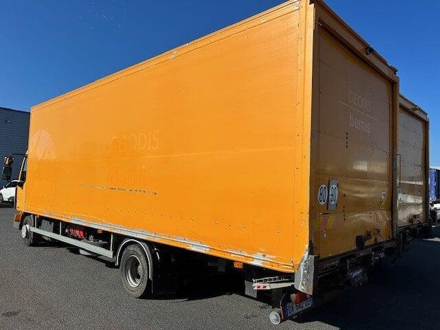 Renault Midlum 180.12 H Extra light Fourgon polyfond avec Hayon repliable - شاحنة مقفلة: صورة 2 Renault Midlum 180.12 H Extra light Fourgon polyfond avec Hayon repliable - شاحنة مقفلة: صورة 2