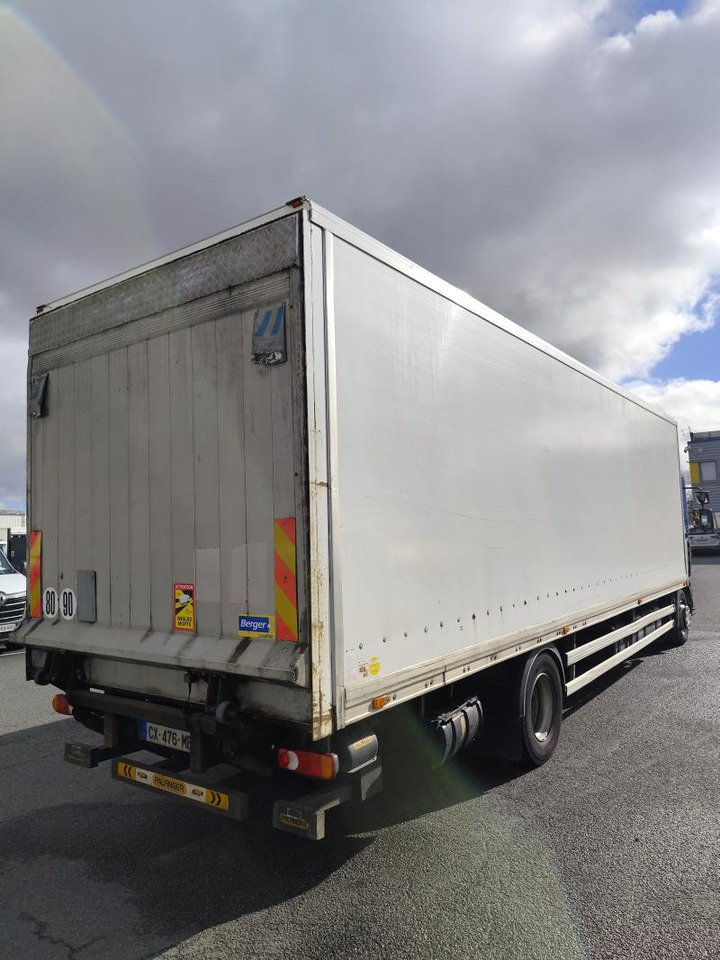 Renault Midlum 270.14 Fourgon Polyfond avec hayon rabattable - شاحنة مقفلة: صورة 3 Renault Midlum 270.14 Fourgon Polyfond avec hayon rabattable - شاحنة مقفلة: صورة 3