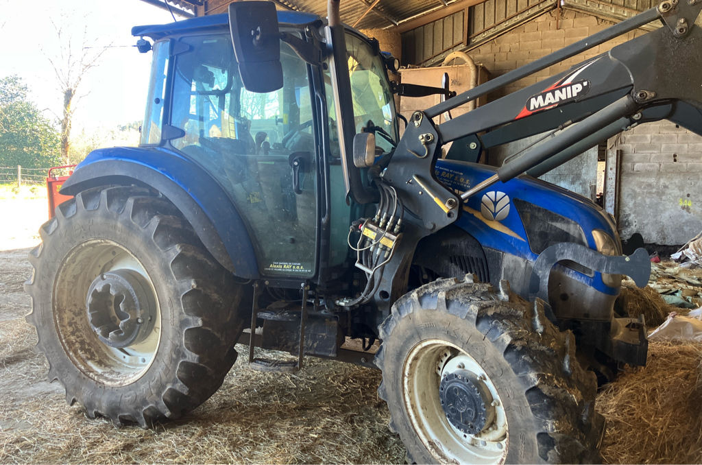 New Holland T5.95 - جرار: صورة 1 New Holland T5.95 - جرار: صورة 1