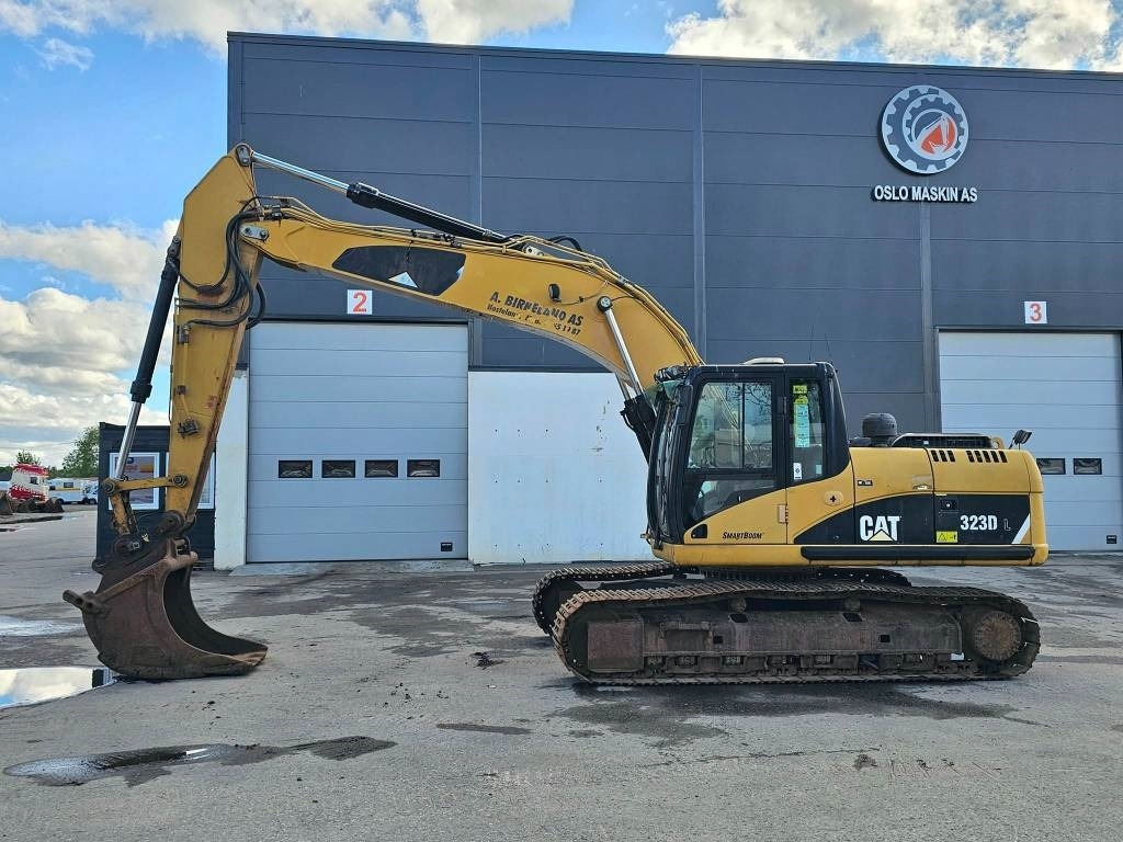 CAT 323 D L - حفار زحاف: صورة 2 CAT 323 D L - حفار زحاف: صورة 2