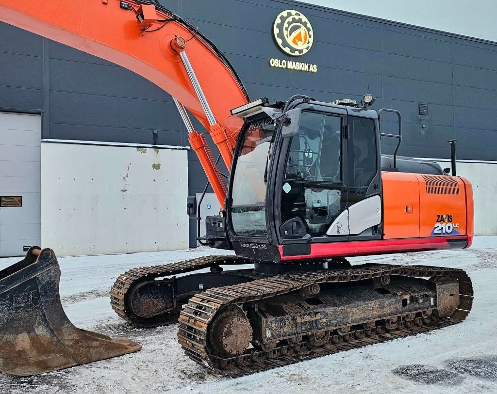 حفار زحاف Hitachi ZX 210 LC-6: صورة 10 حفار زحاف Hitachi ZX 210 LC-6: صورة 10