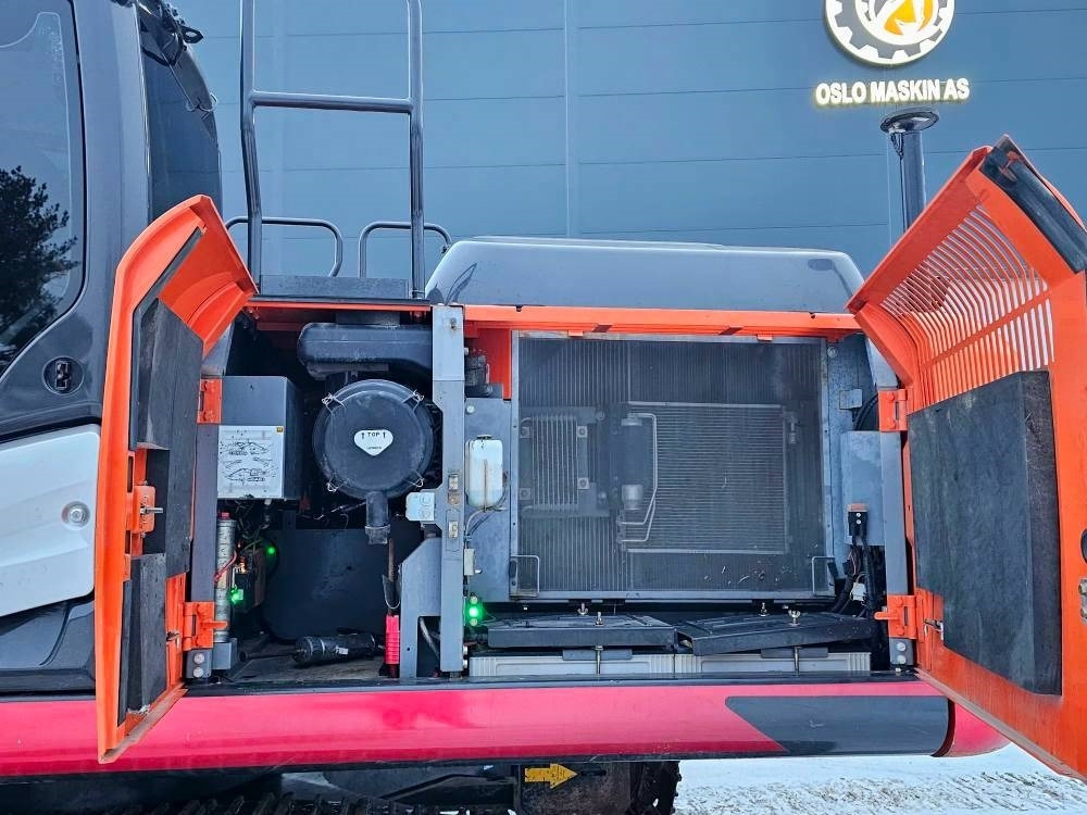 حفار زحاف Hitachi ZX 210 LC-6: صورة 49 حفار زحاف Hitachi ZX 210 LC-6: صورة 49