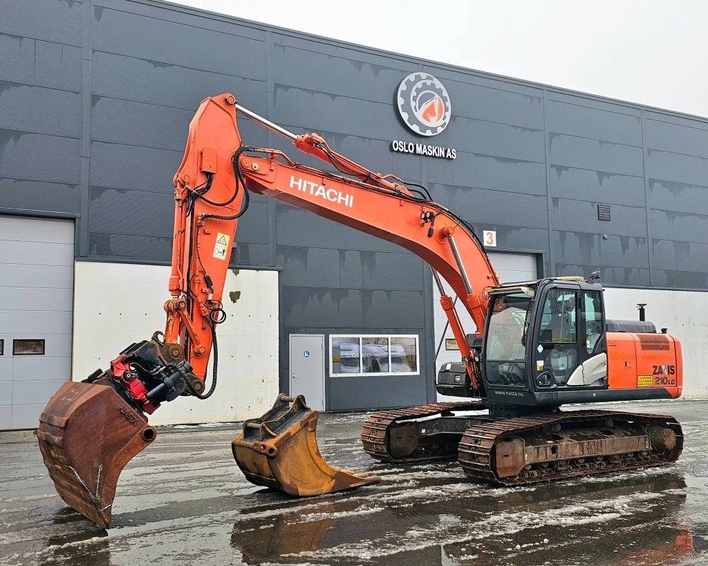 Hitachi ZX 210 LC-6 - حفار زحاف: صورة 1 Hitachi ZX 210 LC-6 - حفار زحاف: صورة 1