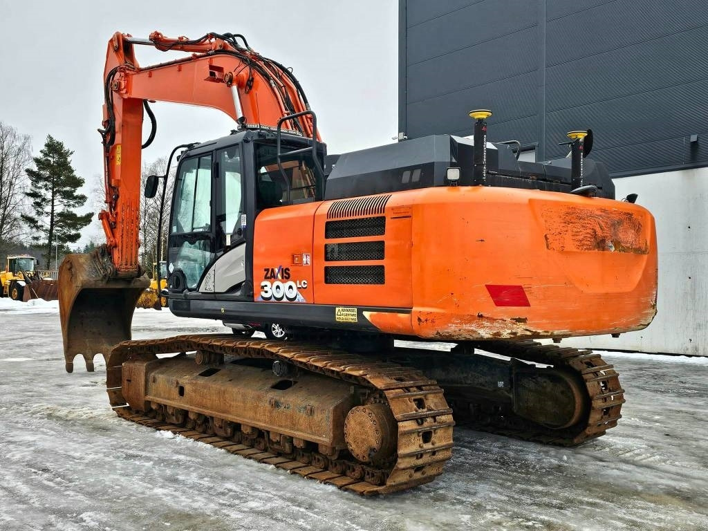 Hitachi ZX 300 LC-6 - حفار زحاف: صورة 3 Hitachi ZX 300 LC-6 - حفار زحاف: صورة 3