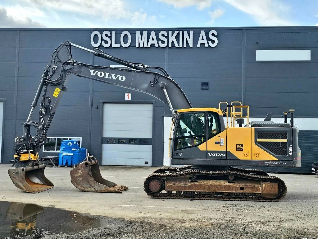 Volvo EC250 ENL - حفار زحاف: صورة 2 Volvo EC250 ENL - حفار زحاف: صورة 2