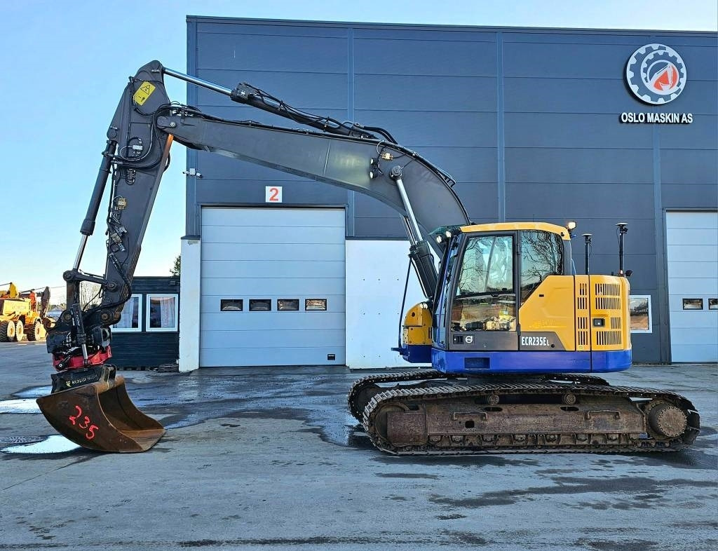 Volvo ECR 235 EL - حفار زحاف: صورة 2 Volvo ECR 235 EL - حفار زحاف: صورة 2