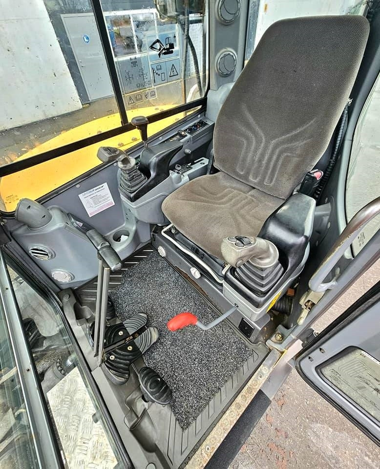 حفارة مُصَّغرة Volvo ECR 58: صورة 31