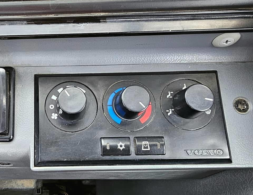 حفارة مُصَّغرة Volvo ECR 58: صورة 37