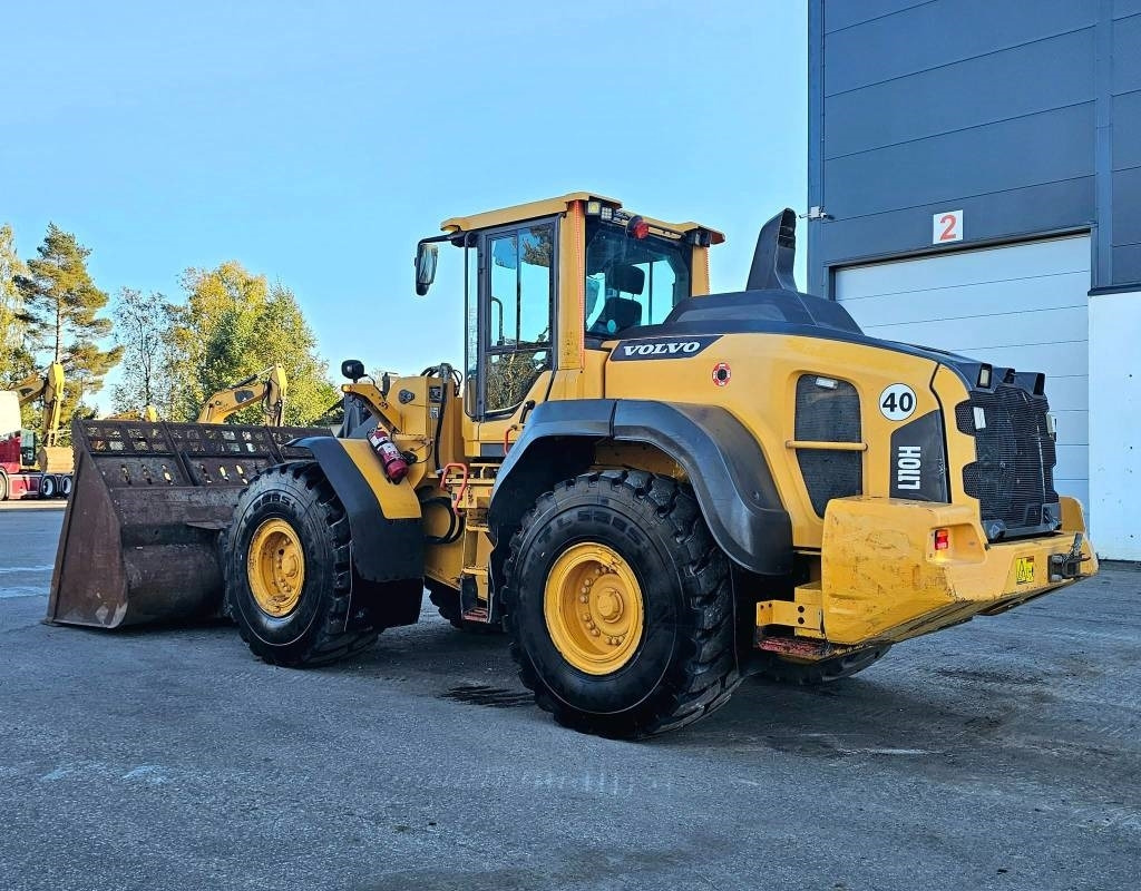 Volvo L 110 H - اللودر بعجل: صورة 3 Volvo L 110 H - اللودر بعجل: صورة 3