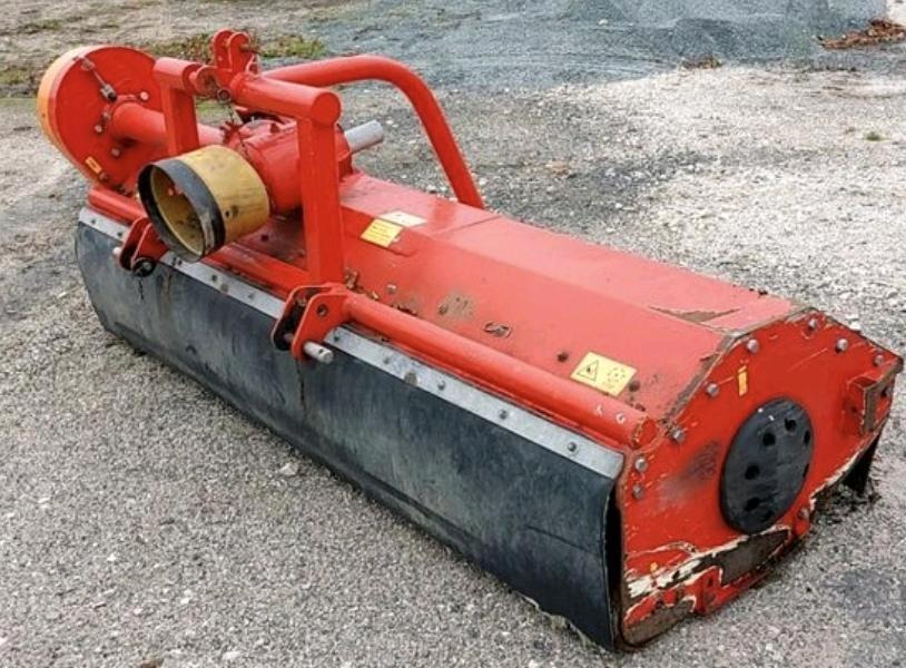 Dücker PMK21 2017 Frontmulchgerät Mulcher Mulchgerät Traktor - التقطيع جزازة: صورة 5 Dücker PMK21 2017 Frontmulchgerät Mulcher Mulchgerät Traktor - التقطيع جزازة: صورة 5