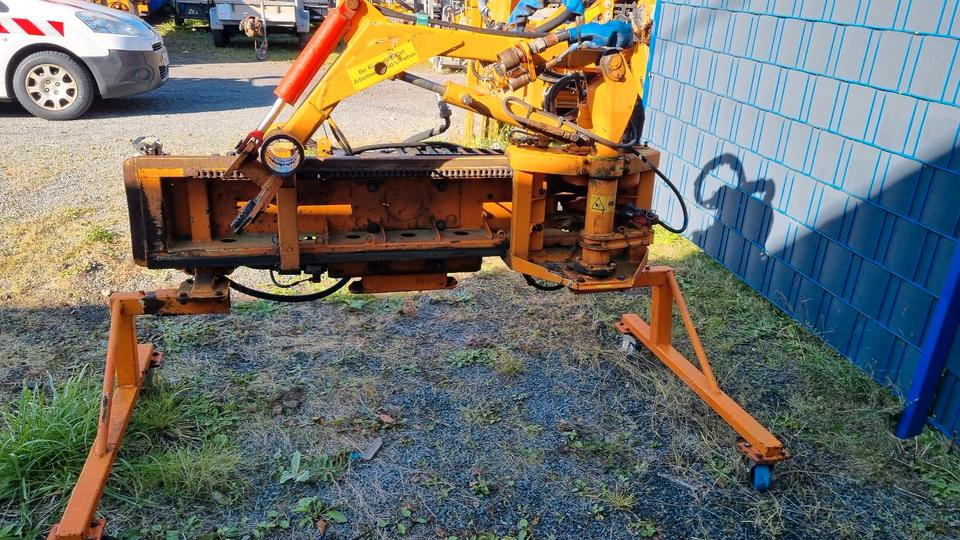 Dücker UNA Mähausleger 100 Böschungsmulcher Böschungsmäher Seitenmulcher Multicar Ladog Bucher Unimog - جزازة رافعة: صورة 4 Dücker UNA Mähausleger 100 Böschungsmulcher Böschungsmäher Seitenmulcher Multicar Ladog Bucher Unimog - جزازة رافعة: صورة 4