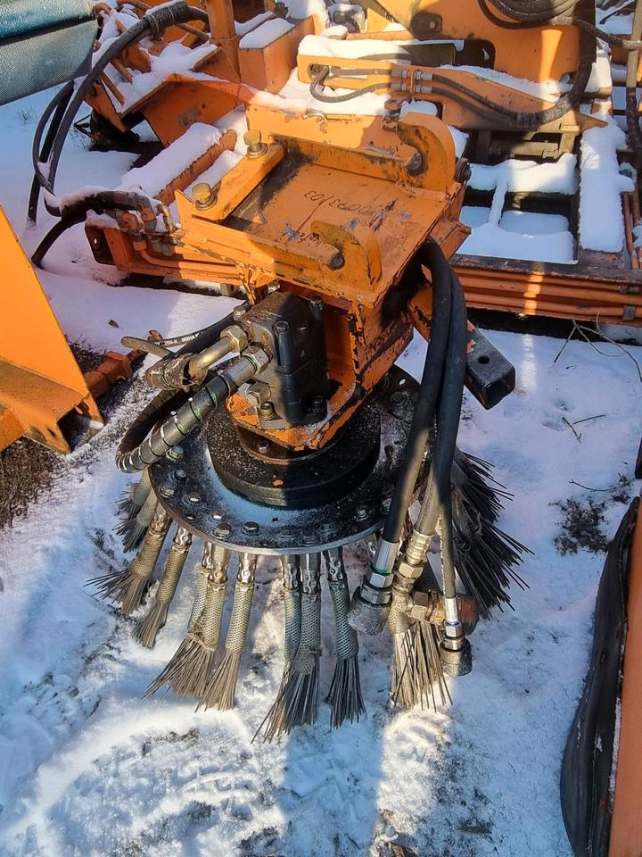 Fiedler Wildkrautbürste für Mulag Mähausleger Böschungsmulcher Böschungsmäher Seitenmulcher Mähausleger FME Dücker UNA DUA MKM Unimog 400 500 300 - مكنسة: صورة 1 Fiedler Wildkrautbürste für Mulag Mähausleger Böschungsmulcher Böschungsmäher Seitenmulcher Mähausleger FME Dücker UNA DUA MKM Unimog 400 500 300 - مكنسة: صورة 1