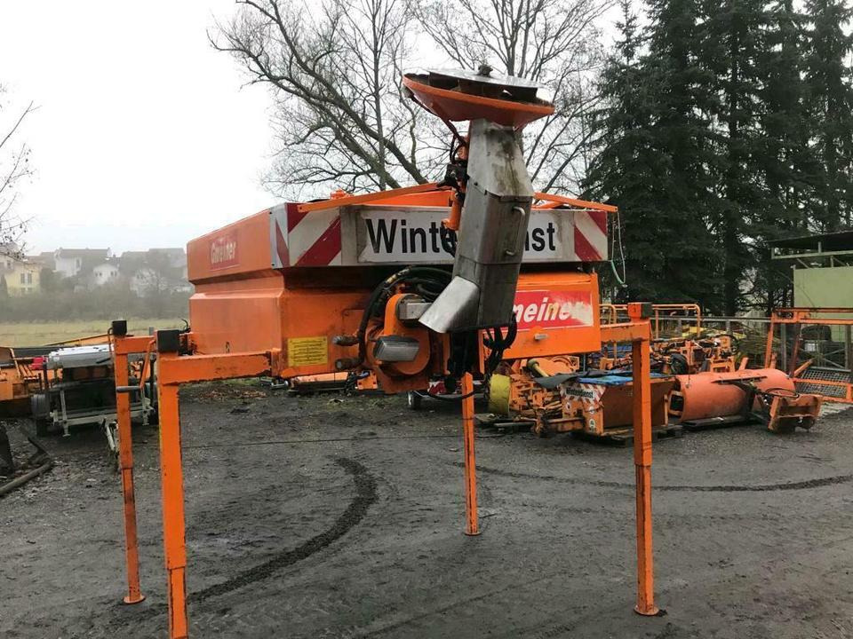 Gmeiner Salzstreuer 2m3 für Unimog 400 300 500 427 fendt xylon - مفرشة الرمل/ الملح: صورة 2 Gmeiner Salzstreuer 2m3 für Unimog 400 300 500 427 fendt xylon - مفرشة الرمل/ الملح: صورة 2