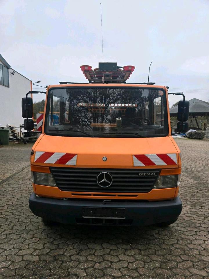 Mercedes-Benz Vario 613D Bluetec 5 Pritsche Doka LKW - شاحنة مفتوحة, الشاحنات الصغيرة كابينة مزدوجة: صورة 4 Mercedes-Benz Vario 613D Bluetec 5 Pritsche Doka LKW - شاحنة مفتوحة, الشاحنات الصغيرة كابينة مزدوجة: صورة 4