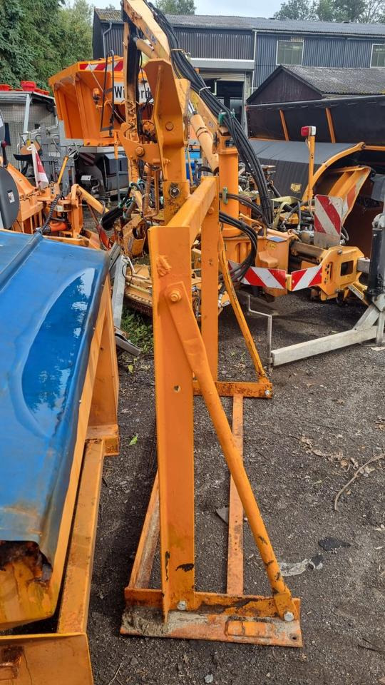 Mulag Parkrahmen für Unimog FME MKM Mähausleger Böschungsmulcher Böschungsmäher Seitenmulcher Randstreifenmäher U 300 400 500 405 427 530 Dücker - إطار/ شاسيه - آلية المنفعة/ مركبة خاصة: صورة 4 Mulag Parkrahmen für Unimog FME MKM Mähausleger Böschungsmulcher Böschungsmäher Seitenmulcher Randstreifenmäher U 300 400 500 405 427 530 Dücker - إطار/ شاسيه - آلية المنفعة/ مركبة خاصة: صورة 4