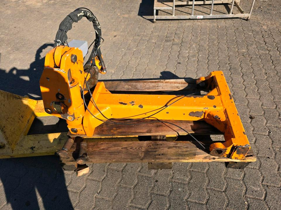Mulag TR Torsionsrahmen Unimog 405 U300 300 U 400 500 Mercedes-Benz Böschungsmäher Böschungsmulcher Mähausleger FME 600 700 MKM FMK - جزازة رافعة: صورة 2 Mulag TR Torsionsrahmen Unimog 405 U300 300 U 400 500 Mercedes-Benz Böschungsmäher Böschungsmulcher Mähausleger FME 600 700 MKM FMK - جزازة رافعة: صورة 2