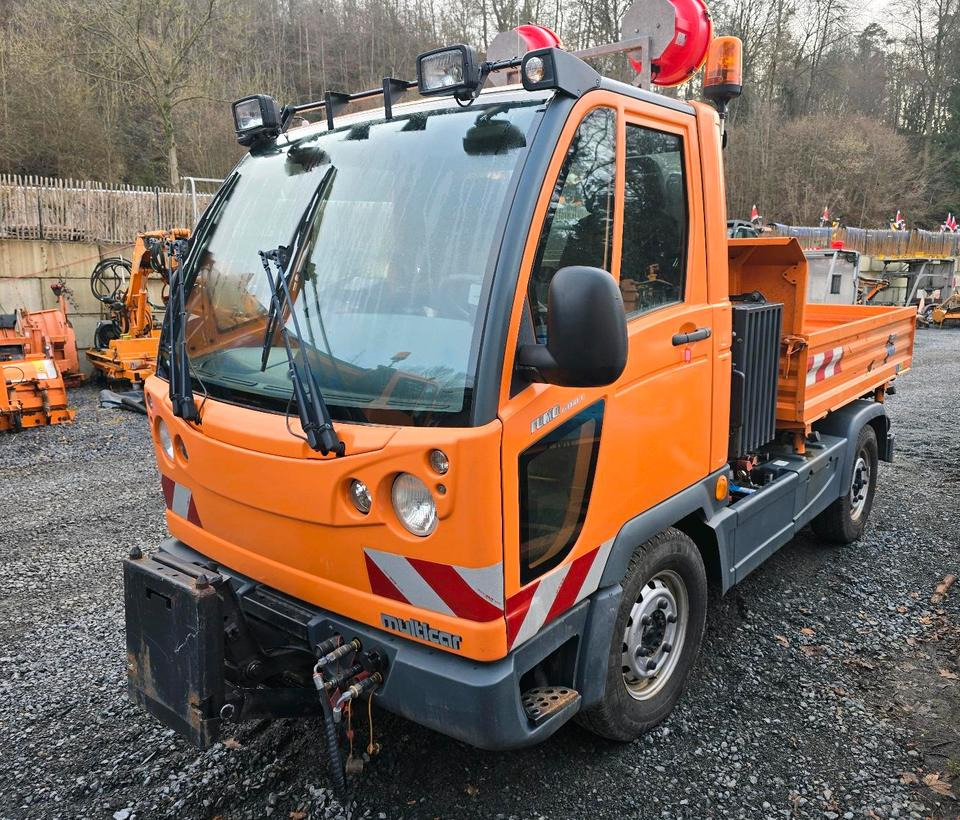 Multicar M30 4x4 Fumo Carrier Kipper 2009 1. Hand - شاحنة قلاب, آلية المنفعة/ مركبة خاصة: صورة 2 Multicar M30 4x4 Fumo Carrier Kipper 2009 1. Hand - شاحنة قلاب, آلية المنفعة/ مركبة خاصة: صورة 2