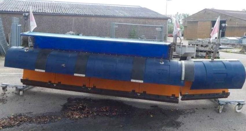 Schneepflug Schmidt ML 51-A 5,1m Schneeschild Schneeschieber Schmidt passend für LKW Autobahn Winterdienst - كاسحة ثلوج: صورة 4 Schneepflug Schmidt ML 51-A 5,1m Schneeschild Schneeschieber Schmidt passend für LKW Autobahn Winterdienst - كاسحة ثلوج: صورة 4