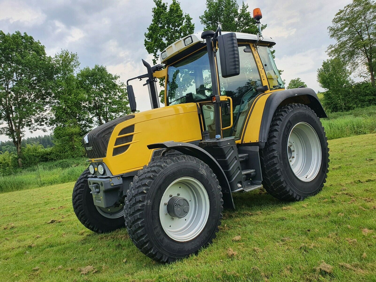 Fendt 313 V SCR, VARIO* nur 1.700Std* TMS, - جرار: صورة 1 Fendt 313 V SCR, VARIO* nur 1.700Std* TMS, - جرار: صورة 1