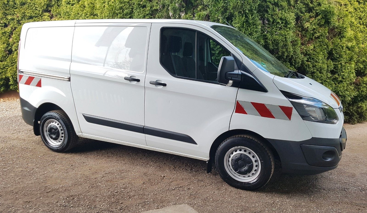 Ford Transit Sortimo Werkstatt 15xauf Lager 1.Hand - فان المدمجة: صورة 5 Ford Transit Sortimo Werkstatt 15xauf Lager 1.Hand - فان المدمجة: صورة 5