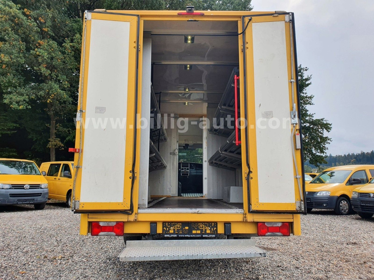 Iveco Daily 1.Hd*EU4*Luftfed.* Integralkoffer DHL POST - سيارة: صورة 5 Iveco Daily 1.Hd*EU4*Luftfed.* Integralkoffer DHL POST - سيارة: صورة 5