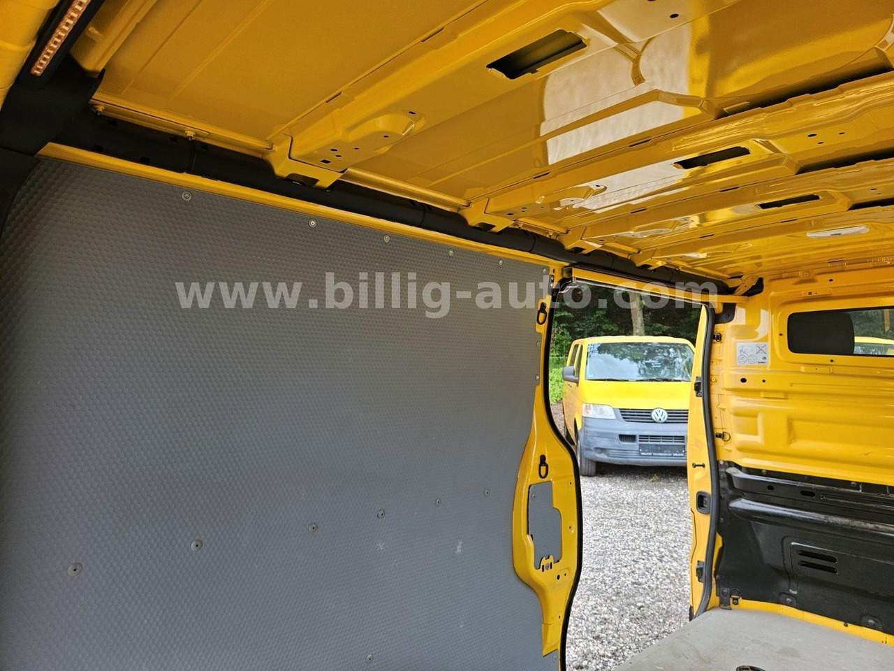 فان المدمجة Renault Trafic L2H1 MAXI LANG 2xSCHIEBETÜR LED Kamera E6: صورة 11 فان المدمجة Renault Trafic L2H1 MAXI LANG 2xSCHIEBETÜR LED Kamera E6: صورة 11