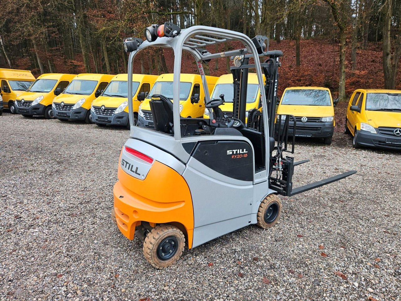 Still RX20 - 18 hydrl. Zinkenverstellung | 4-Rad |1.Hd - رافعة شوكية كهربائية: صورة 3 Still RX20 - 18 hydrl. Zinkenverstellung | 4-Rad |1.Hd - رافعة شوكية كهربائية: صورة 3