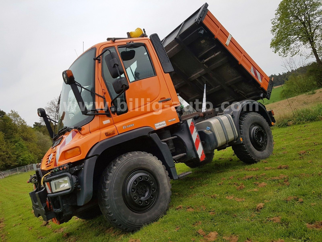 Unimog U400 405/12*HYDROSTAT*VARIOPILOT*Euro4*Kipper - شاحنة قلاب: صورة 1 Unimog U400 405/12*HYDROSTAT*VARIOPILOT*Euro4*Kipper - شاحنة قلاب: صورة 1