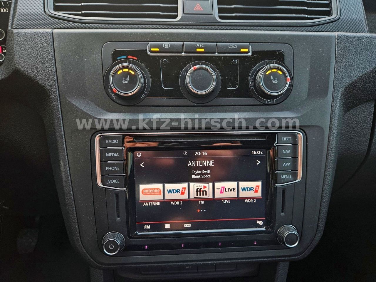 ميكروباص Volkswagen Caddy Temp*Sitzhzg*Navi*Blueth*2xSchiebetüre*1Hd: صورة 9