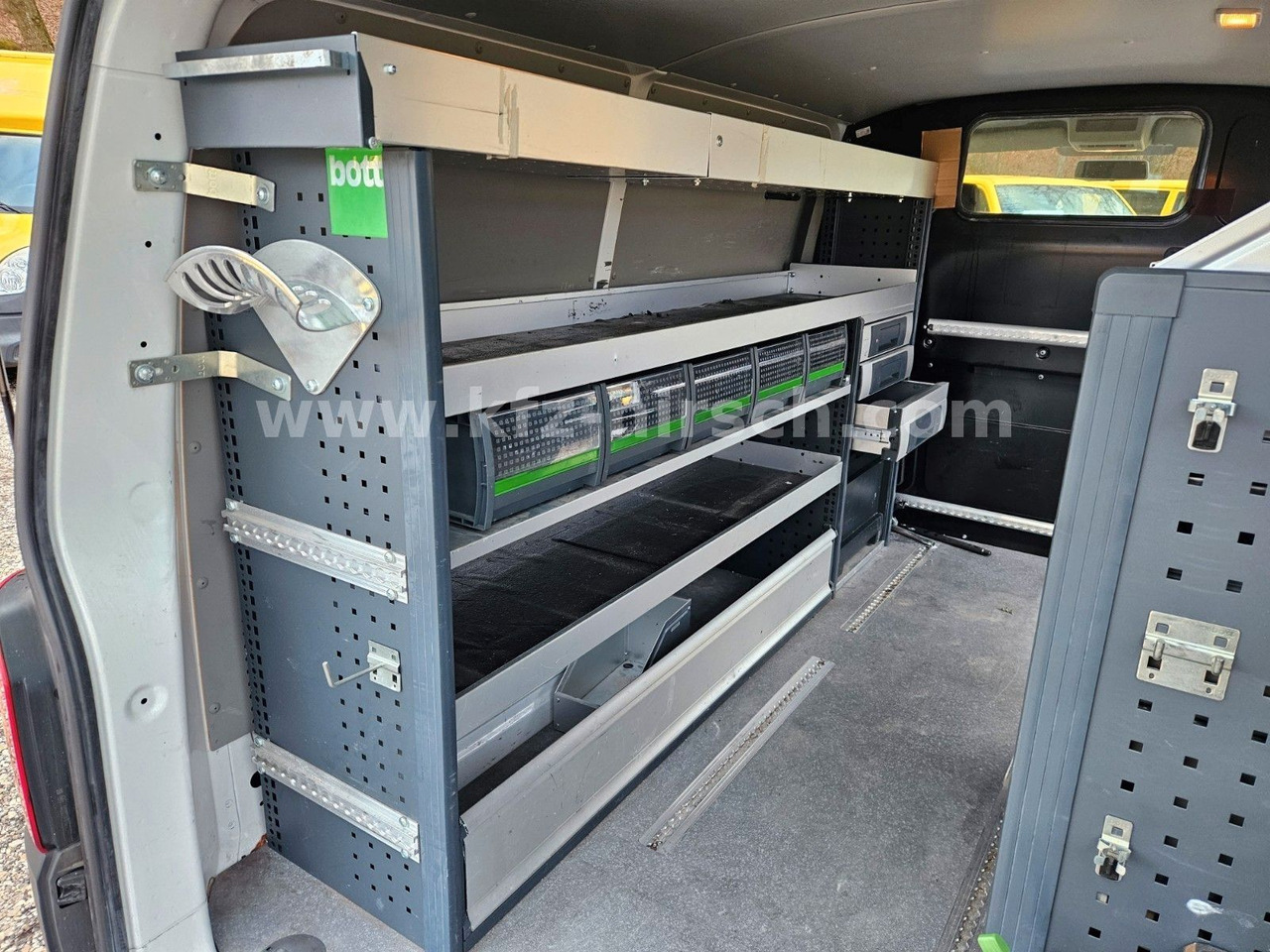 Volkswagen T6 Automatik/ DSG Sortimo Stdhzg Werkstatt 1.Hd - ميكروباص: صورة 4 Volkswagen T6 Automatik/ DSG Sortimo Stdhzg Werkstatt 1.Hd - ميكروباص: صورة 4