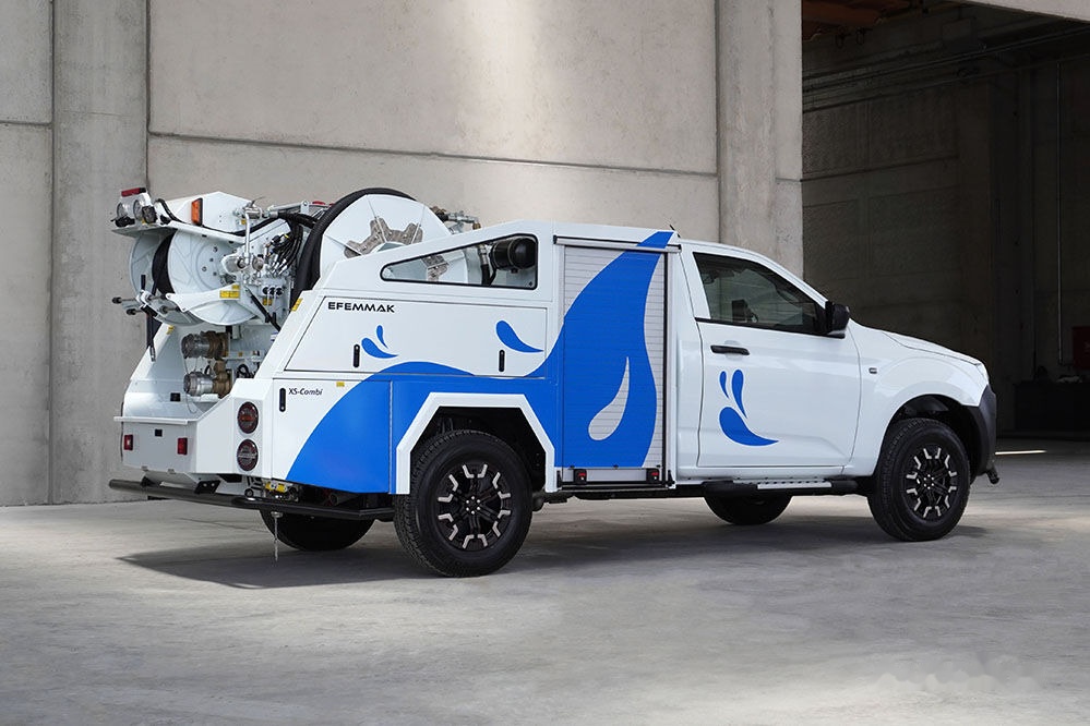 EFEMMAK Xs-Combi Combined Sewer Jetting And Vacuum Vehicle - شاحنة الشفط: صورة 1 EFEMMAK Xs-Combi Combined Sewer Jetting And Vacuum Vehicle - شاحنة الشفط: صورة 1
