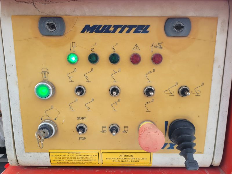 منصة تلسكوبية محمولة على شاحنة Iveco Daily 35S11 podnośnik koszowy 20 m Multitel MX200 bucket truck boom lift: صورة 15 منصة تلسكوبية محمولة على شاحنة Iveco Daily 35S11 podnośnik koszowy 20 m Multitel MX200 bucket truck boom lift: صورة 15