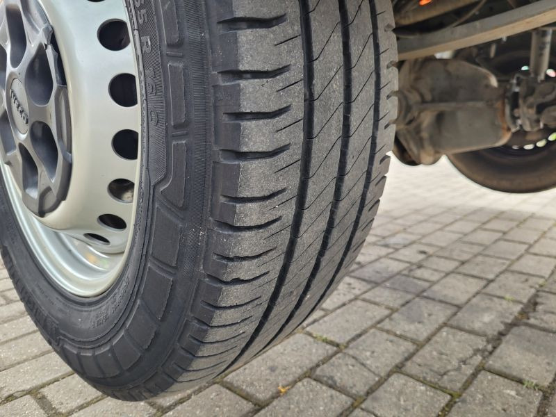 منصة تلسكوبية محمولة على شاحنة Iveco Daily 35S11 podnośnik koszowy 20 m Multitel MX200 bucket truck boom lift: صورة 19 منصة تلسكوبية محمولة على شاحنة Iveco Daily 35S11 podnośnik koszowy 20 m Multitel MX200 bucket truck boom lift: صورة 19