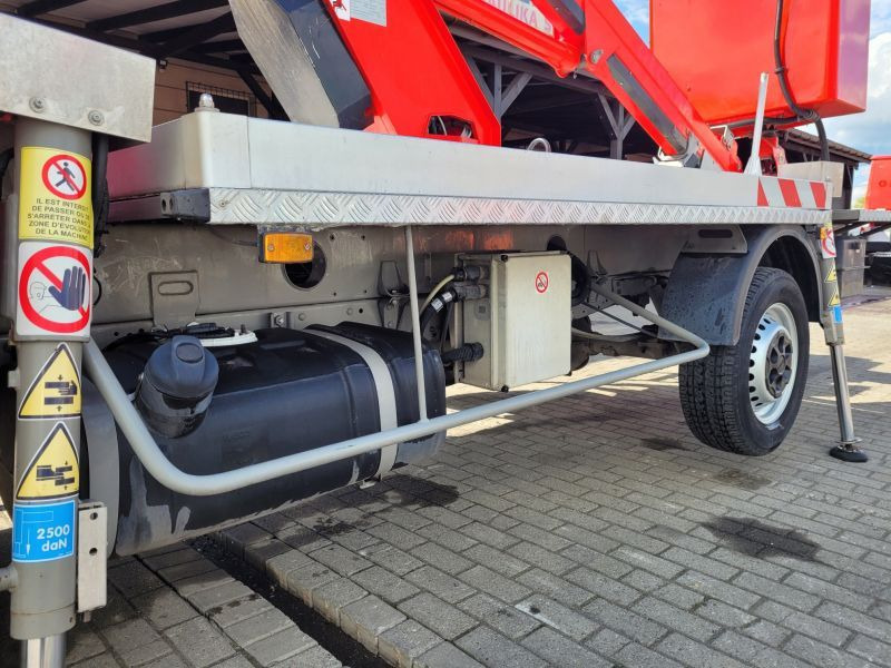 منصة تلسكوبية محمولة على شاحنة Iveco Daily 35S12 podnośnik koszowy 16 m GSR E169TR bucket truck boom lift: صورة 10