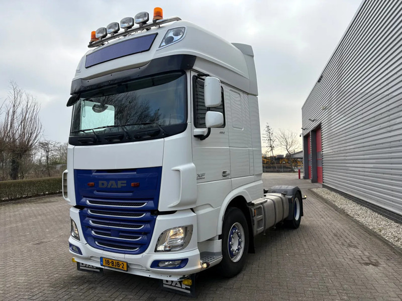 DAF XF 460 4x2 / ADR I II III KLASSE / HOLLAND TRUCK / APK - TUV JANUARI 2026 - وحدة جر: صورة 2 DAF XF 460 4x2 / ADR I II III KLASSE / HOLLAND TRUCK / APK - TUV JANUARI 2026 - وحدة جر: صورة 2