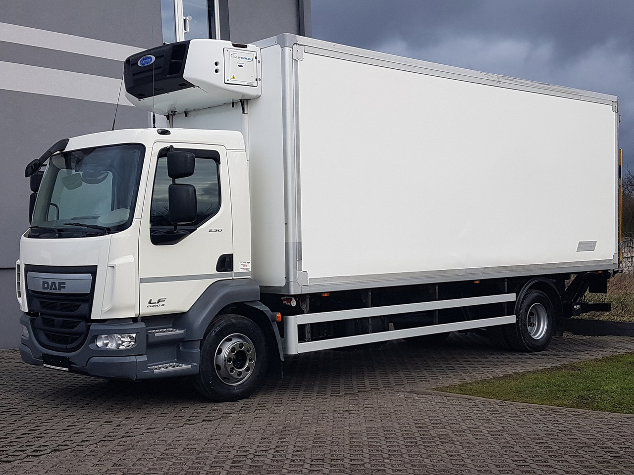 DAF LF230 16T WINDA CHŁODNIA 16EP 6,58x2,48x2,38 KLIMA IZOTERMA MROŹNIA - شاحنة الفريزر: صورة 2 DAF LF230 16T WINDA CHŁODNIA 16EP 6,58x2,48x2,38 KLIMA IZOTERMA MROŹNIA - شاحنة الفريزر: صورة 2