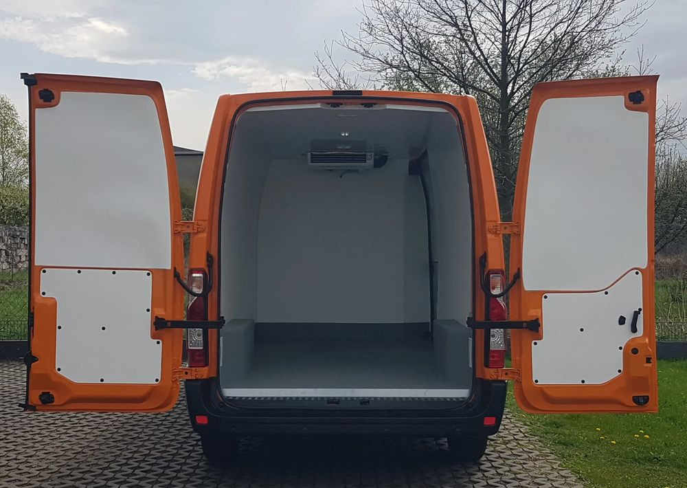 Opel MOVANO L3H2 CHŁODNIA IZOTERMA AGREGAT ZANOTTI KLIMA DŁUGI WYSOKI TEMPOMAT - شاحنة مُبرّدة للتوصيل: صورة 5 Opel MOVANO L3H2 CHŁODNIA IZOTERMA AGREGAT ZANOTTI KLIMA DŁUGI WYSOKI TEMPOMAT - شاحنة مُبرّدة للتوصيل: صورة 5