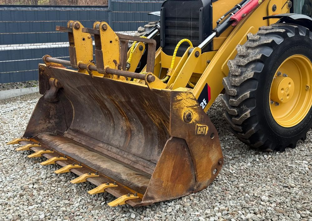 Caterpillar * Koparko Ładowarka * CAT 434 E * Caterpillar * Joystick - جرافة حفار: صورة 2 Caterpillar * Koparko Ładowarka * CAT 434 E * Caterpillar * Joystick - جرافة حفار: صورة 2
