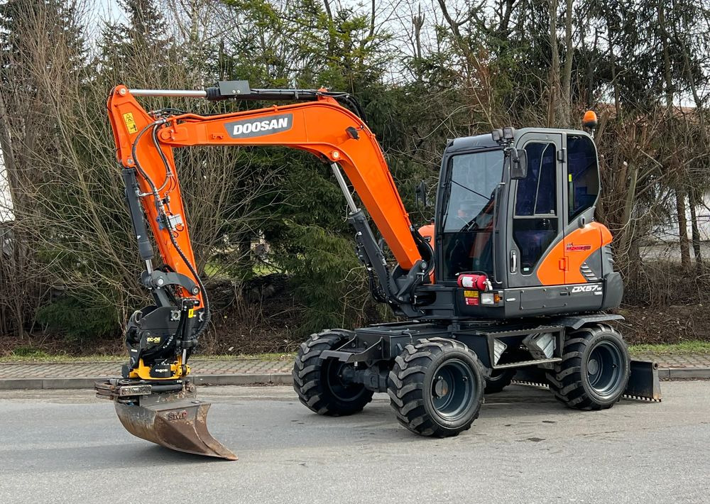 Doosan DOOSAN DX57W *ROTOTILT* 2200 Motogodzin * Jak Nowa * Sprowadzona * Stan Perfekcyjny - حفارة دولاب: صورة 1 Doosan DOOSAN DX57W *ROTOTILT* 2200 Motogodzin * Jak Nowa * Sprowadzona * Stan Perfekcyjny - حفارة دولاب: صورة 1