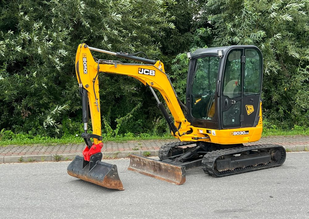 JCB * JCB 8030 *Sprowadzona* MINIKOPARKA Stan IDEALNY - حفارة مُصَّغرة: صورة 1 JCB * JCB 8030 *Sprowadzona* MINIKOPARKA Stan IDEALNY - حفارة مُصَّغرة: صورة 1
