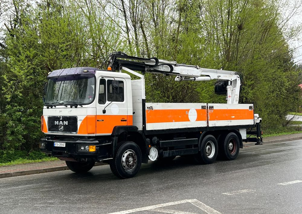 MAN * 27-322 MAN 6x4 * HDS ATLAS 140 * - شاحنة كرين, شاحنات مسطحة: صورة 1 MAN * 27-322 MAN 6x4 * HDS ATLAS 140 * - شاحنة كرين, شاحنات مسطحة: صورة 1
